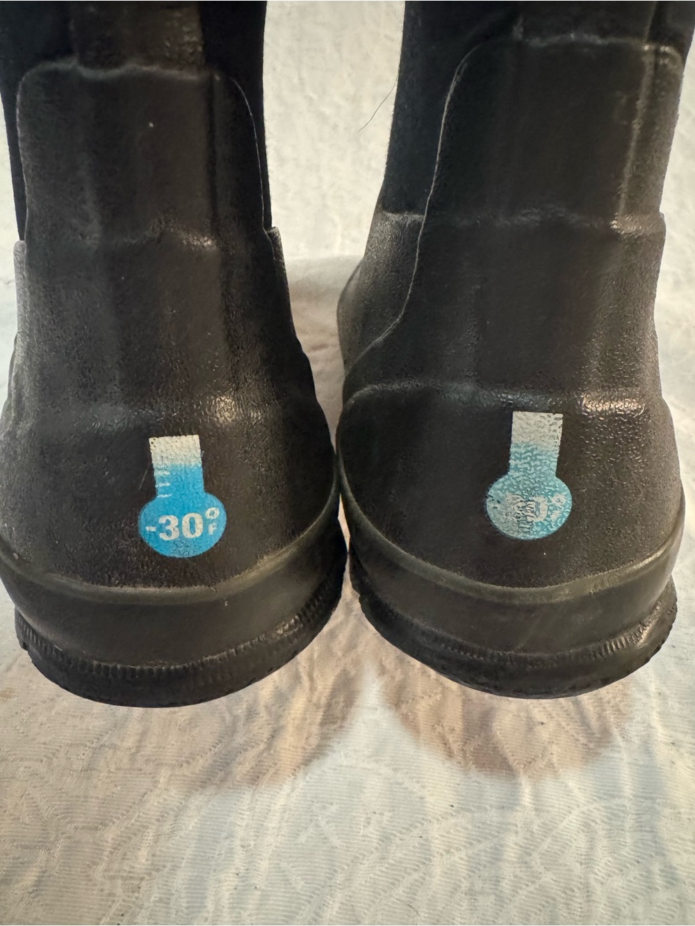 BOGS Classic High Waterproof Boots Youth Size 4 Black -30°F Winter Snow Rain - Picture 6 of 6